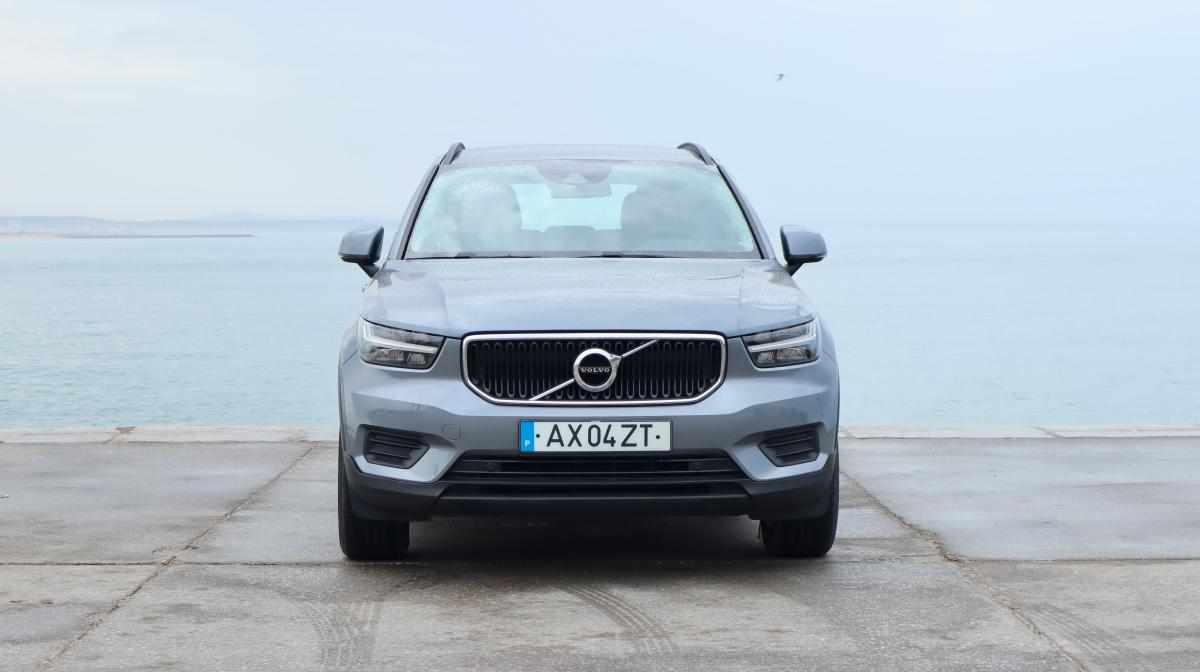 volvo-xc40-2-0-d3-2018-diesel-1969cc