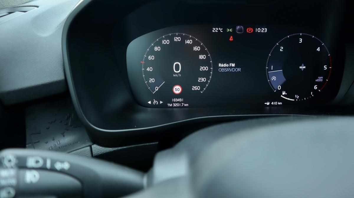 volvo-xc40-2-0-d3-2018-diesel-1969cc