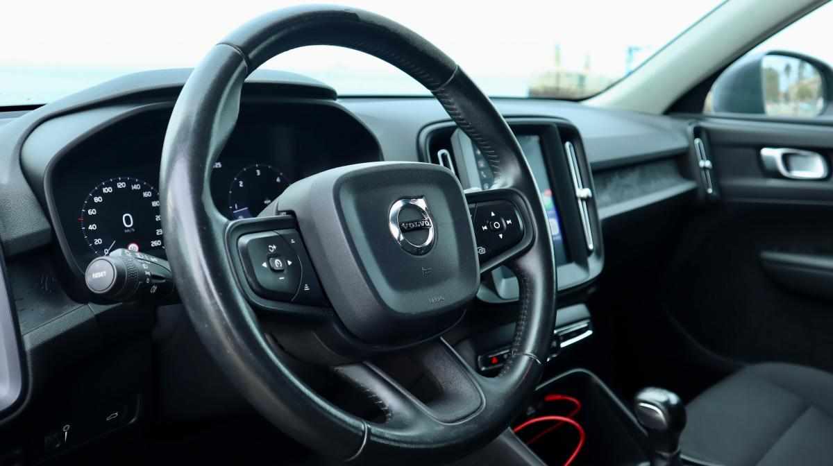 volvo-xc40-2-0-d3-2018-diesel-1969cc
