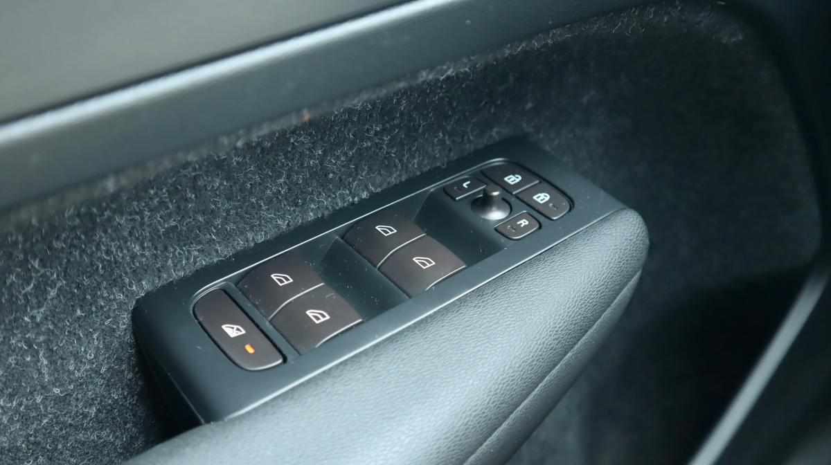 volvo-xc40-2-0-d3-2018-diesel-1969cc