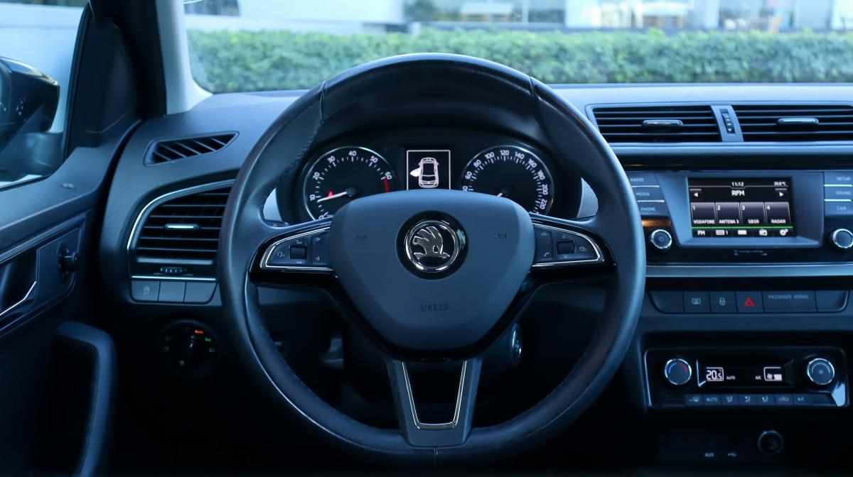skoda-fabia-1-2-tsi-2016-gasolina-1197cc