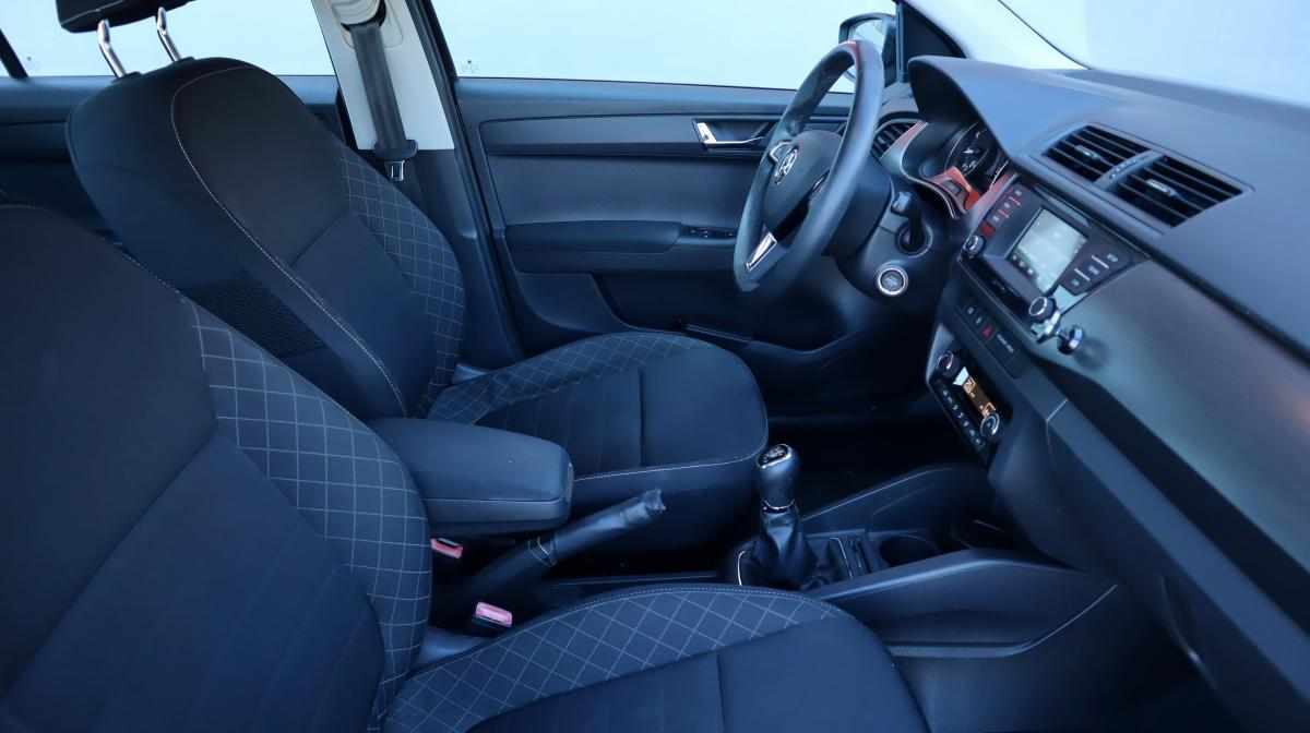 skoda-fabia-1-2-tsi-2016-gasolina-1197cc