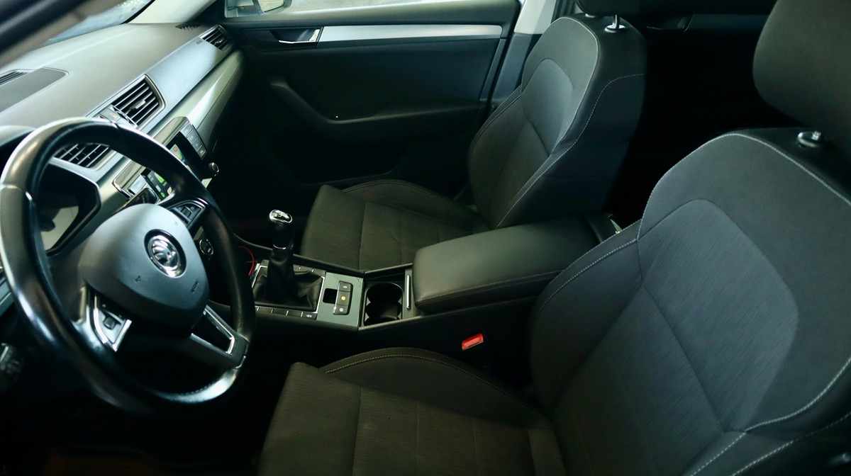 skoda-superb-1-6-tdi-2016-diesel-1598cc