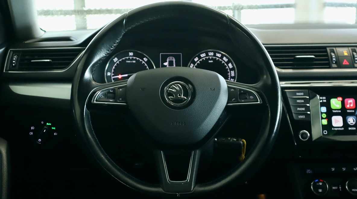 skoda-superb-1-6-tdi-2016-diesel-1598cc