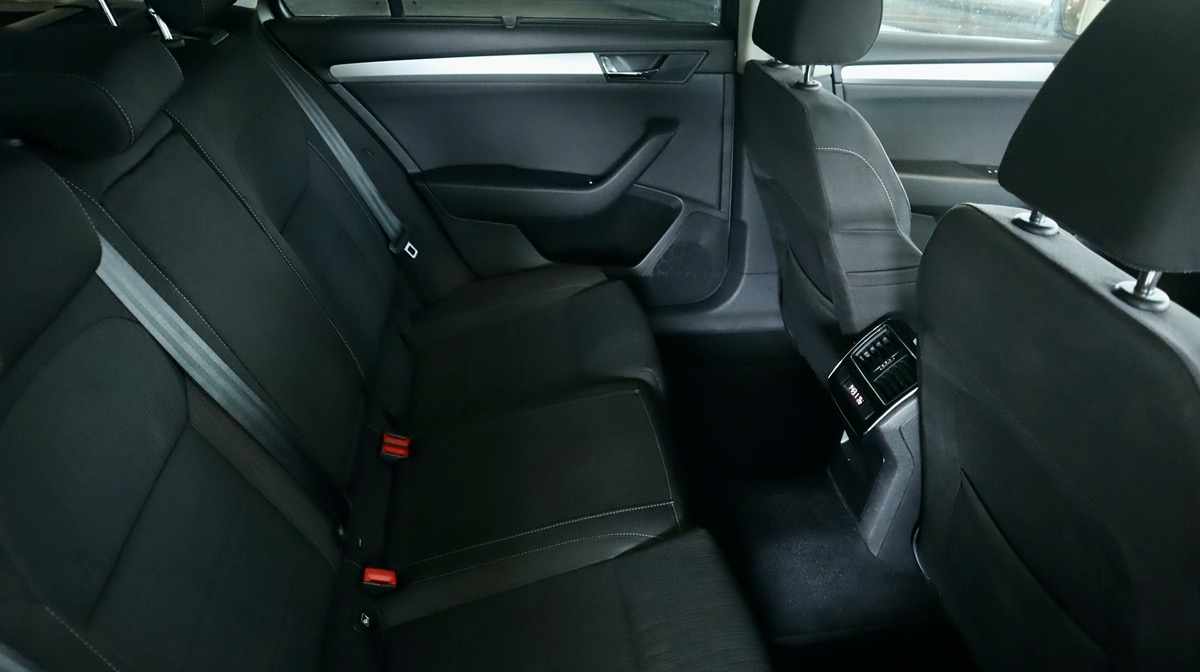 skoda-superb-1-6-tdi-2016-diesel-1598cc