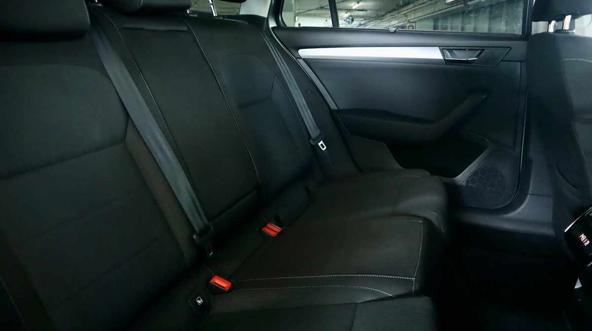 skoda-superb-1-6-tdi-2016-diesel-1598cc