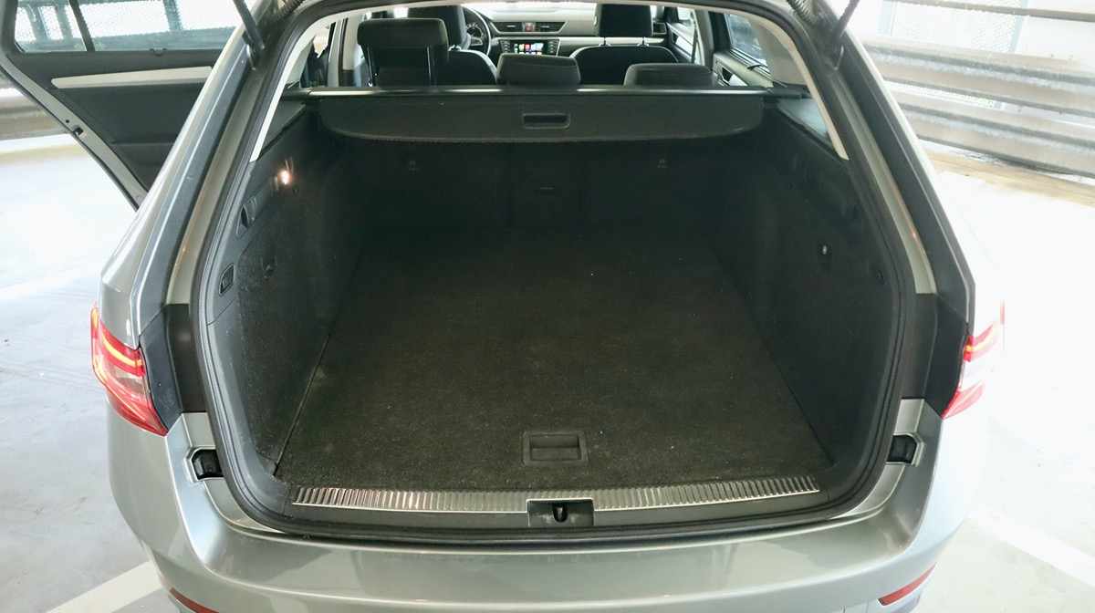 skoda-superb-1-6-tdi-2016-diesel-1598cc
