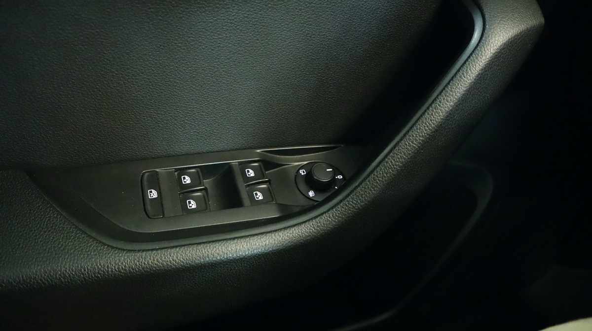 skoda-superb-1-6-tdi-2016-diesel-1598cc