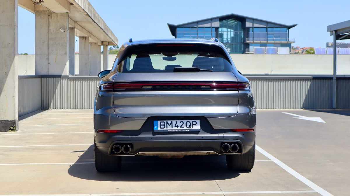 porsche-cayenne-s-3-0-v6-e-hybrid-2024-gasolina-2995cc