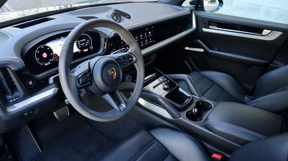 porsche-cayenne-s-3-0-v6-e-hybrid-2024-gasolina-2995cc