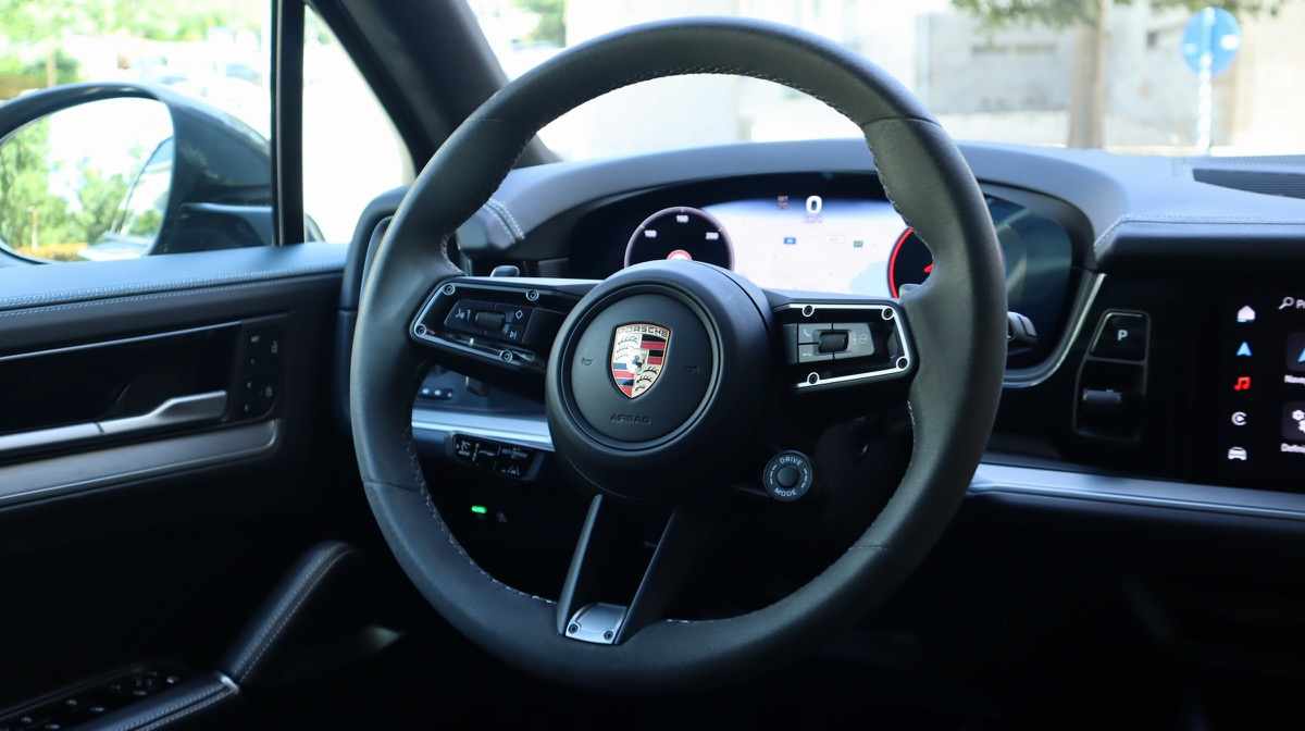 porsche-cayenne-s-3-0-v6-e-hybrid-2024-gasolina-2995cc