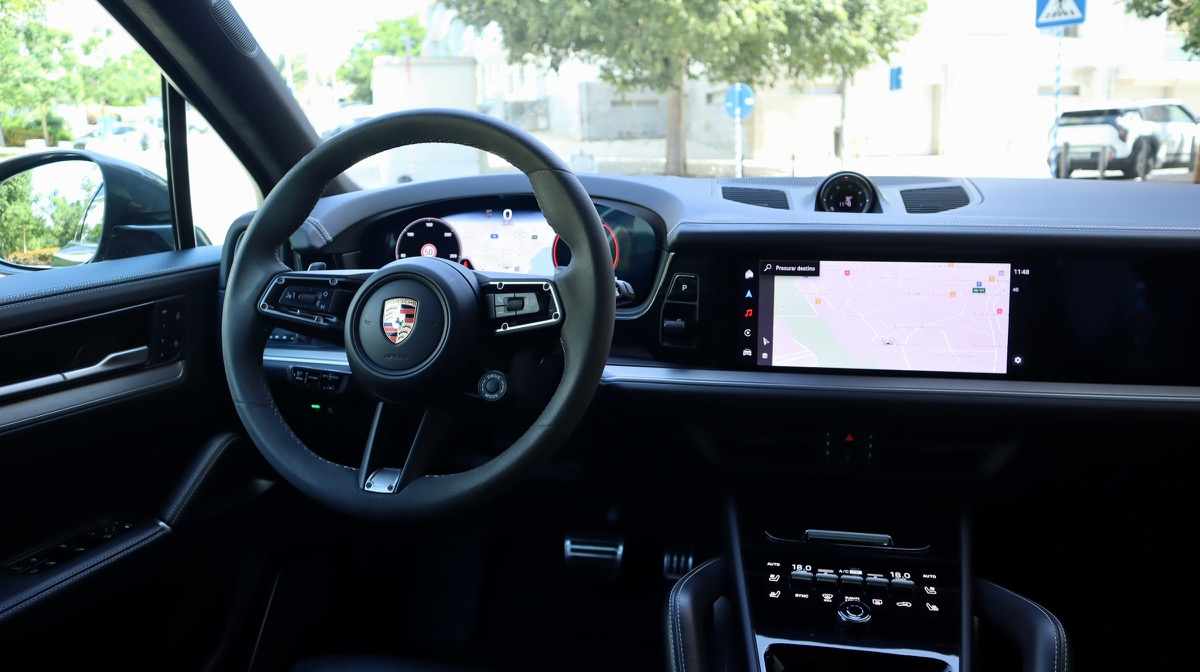 porsche-cayenne-s-3-0-v6-e-hybrid-2024-gasolina-2995cc