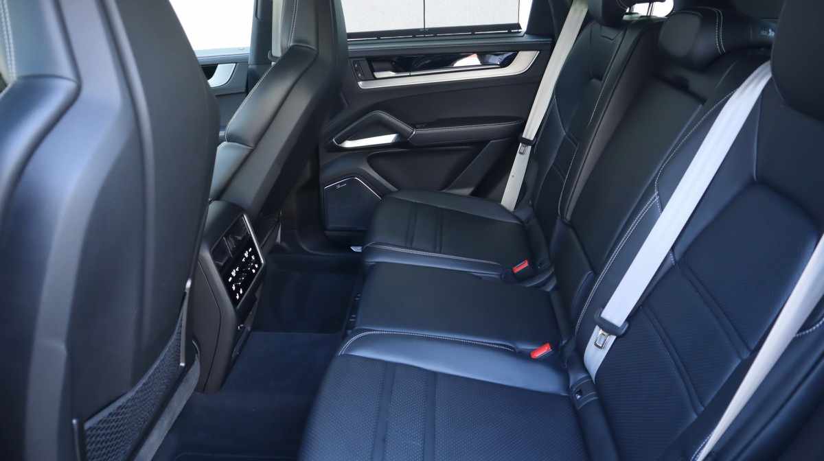 porsche-cayenne-s-3-0-v6-e-hybrid-2024-gasolina-2995cc