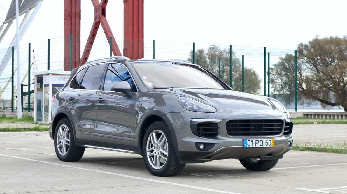 porsche-cayenne-s-4-1-2015-diesel-4134cc