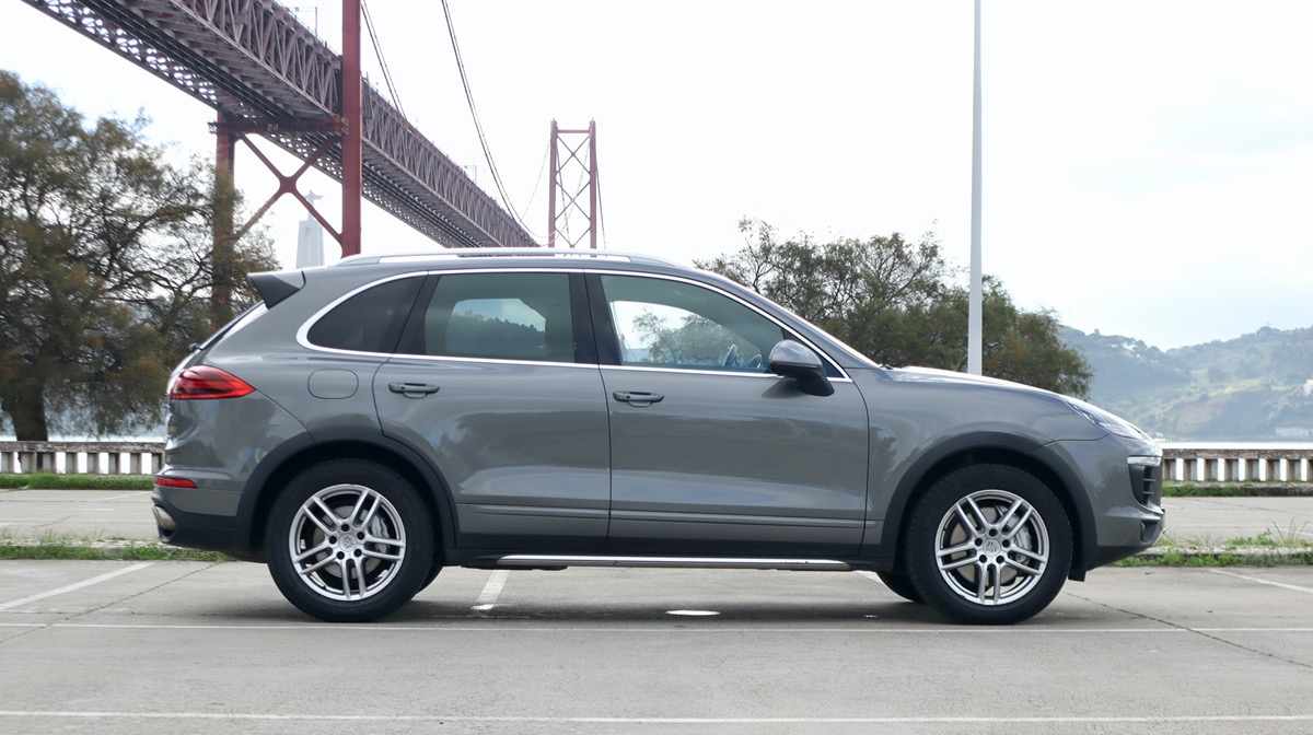 porsche-cayenne-s-4-1-2015-diesel-4134cc