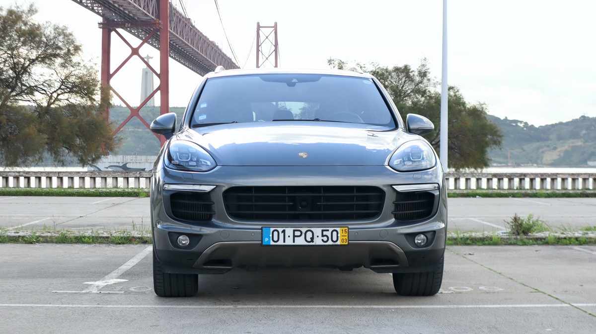 porsche-cayenne-s-4-1-2015-diesel-4134cc