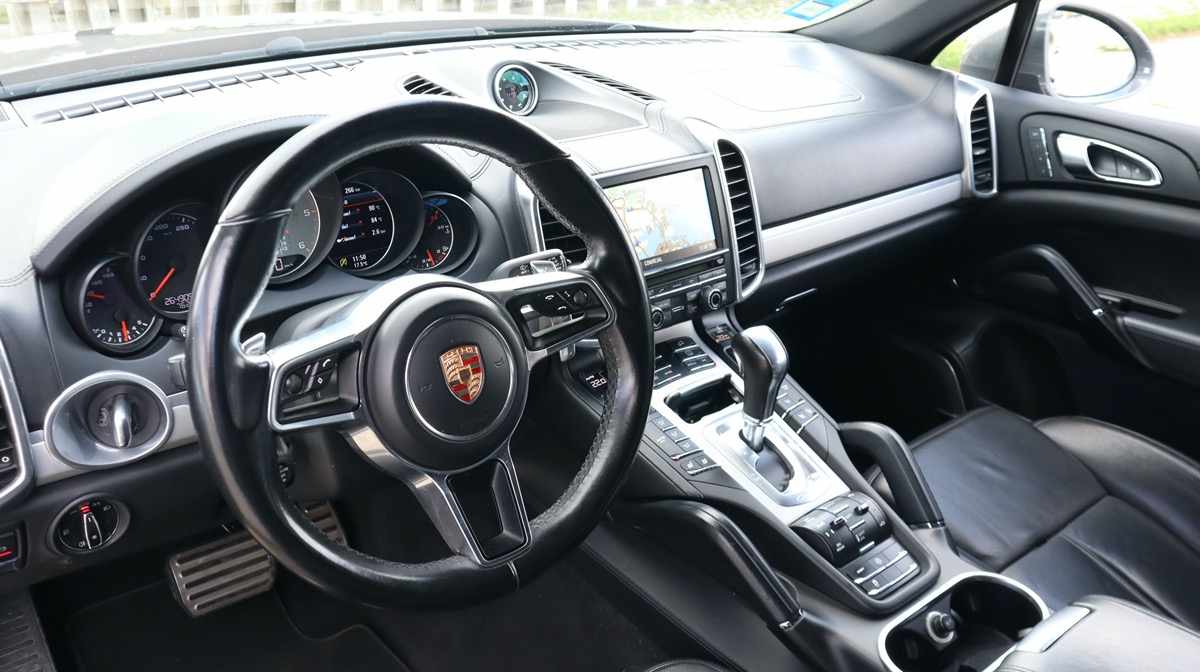 porsche-cayenne-s-4-1-2015-diesel-4134cc