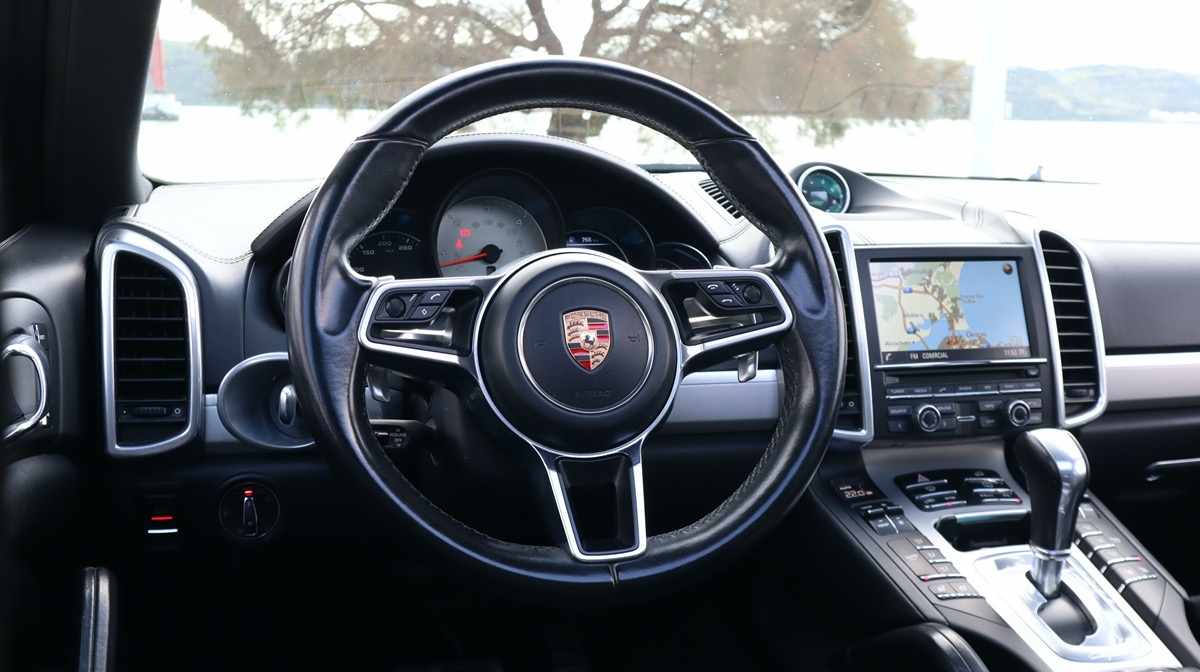 porsche-cayenne-s-4-1-2015-diesel-4134cc