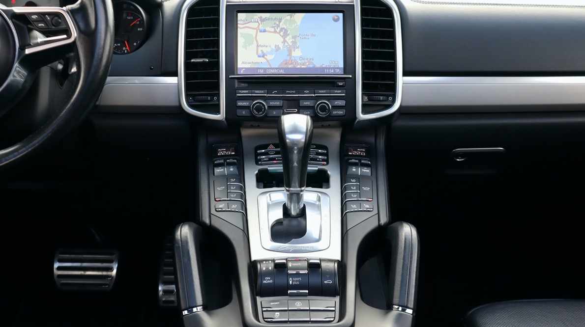 porsche-cayenne-s-4-1-2015-diesel-4134cc