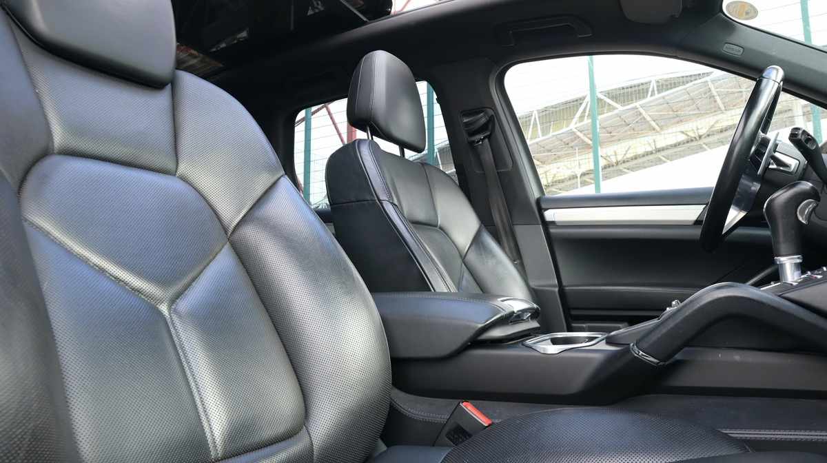 porsche-cayenne-s-4-1-2015-diesel-4134cc