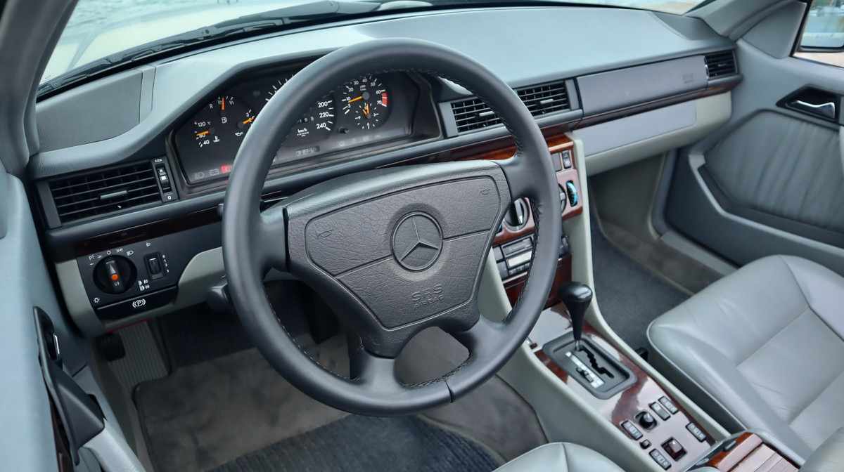 mercedes-benz-classe-e-e-220-1996-gasolina-2199cc