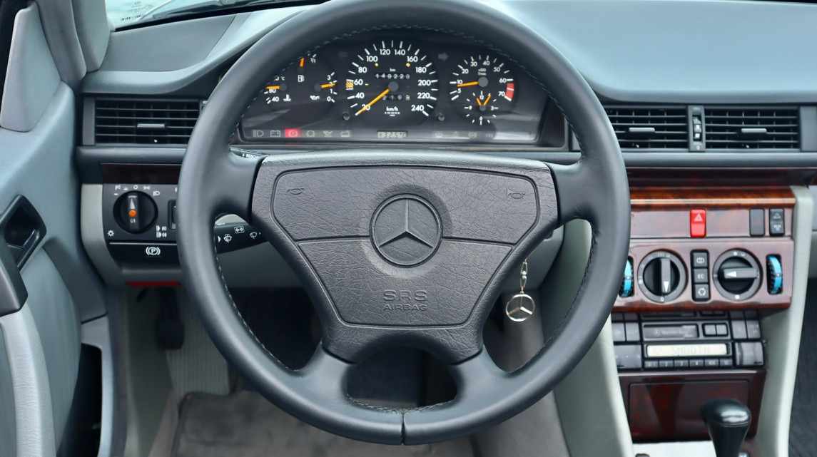 mercedes-benz-classe-e-e-220-1996-gasolina-2199cc