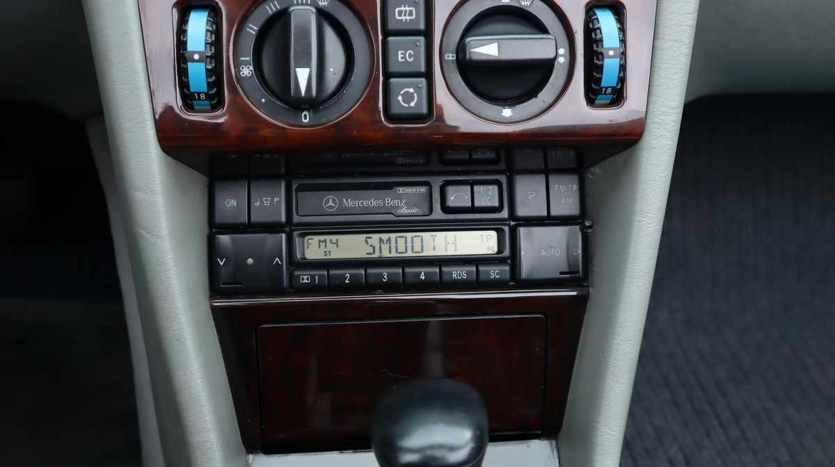 mercedes-benz-classe-e-e-220-1996-gasolina-2199cc