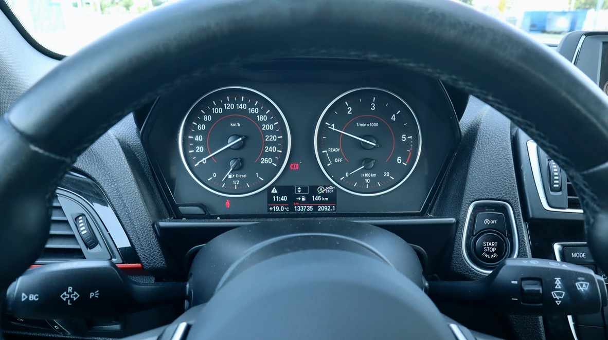 bmw-serie-1-116d-2016-diesel-1496cc