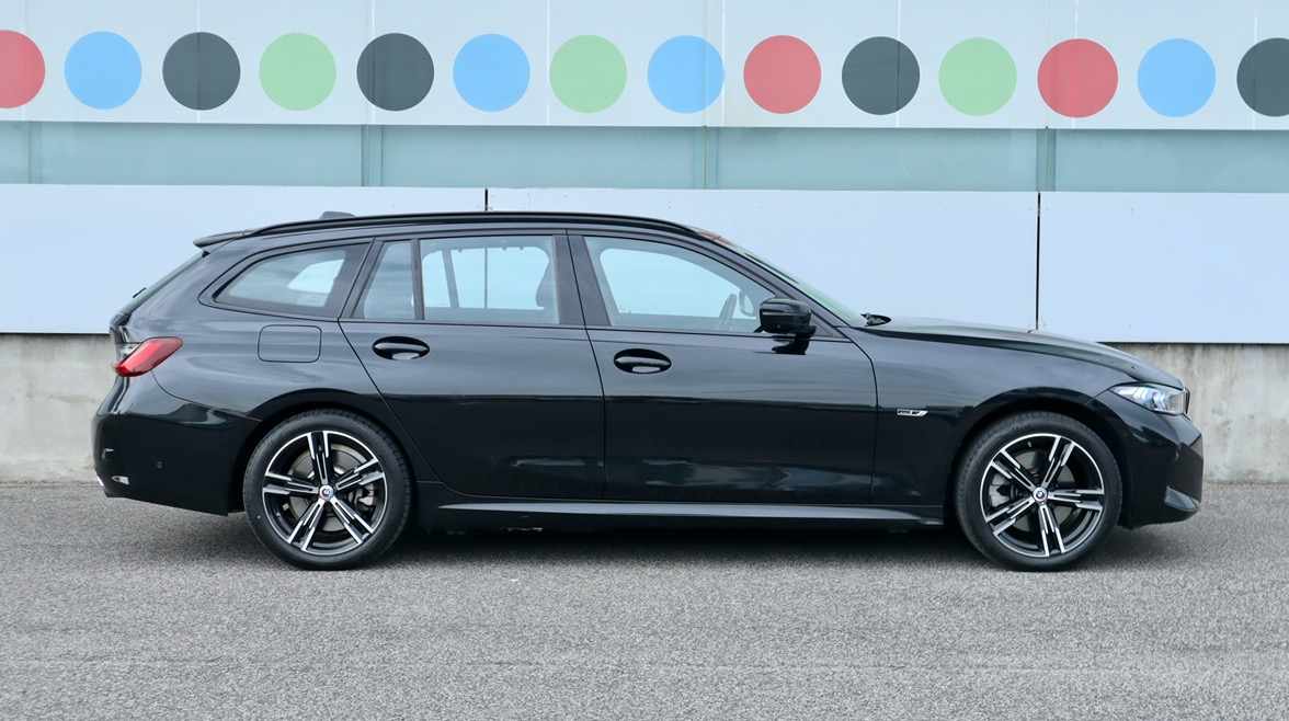 bmw-serie-3-330e-xdrive-2023-gasolina-1998cc