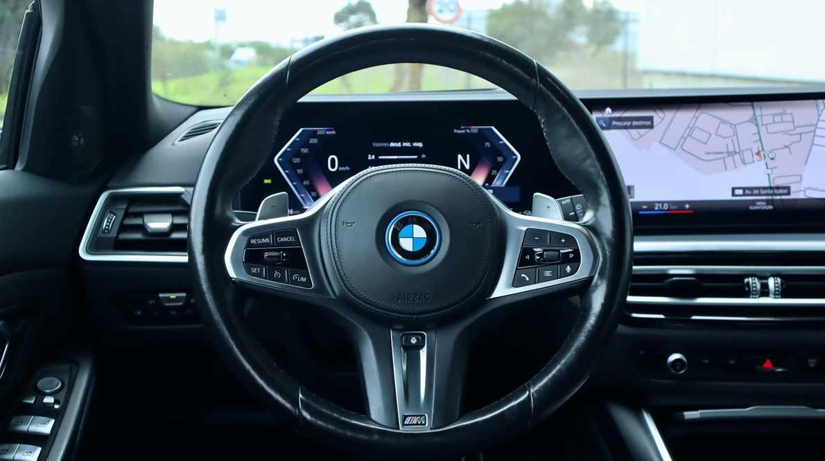 bmw-serie-3-330e-xdrive-2023-gasolina-1998cc