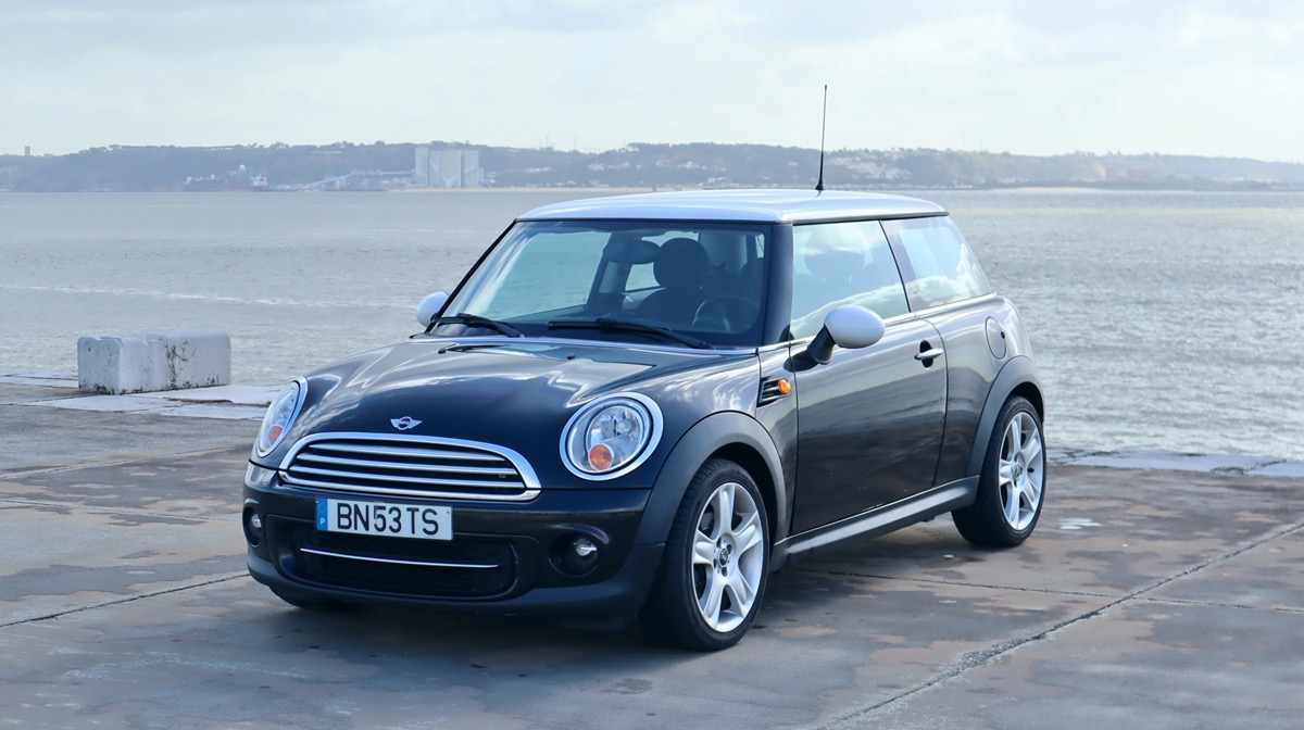 mini-cooper-d-1-6-d-2012-diesel-1600cc