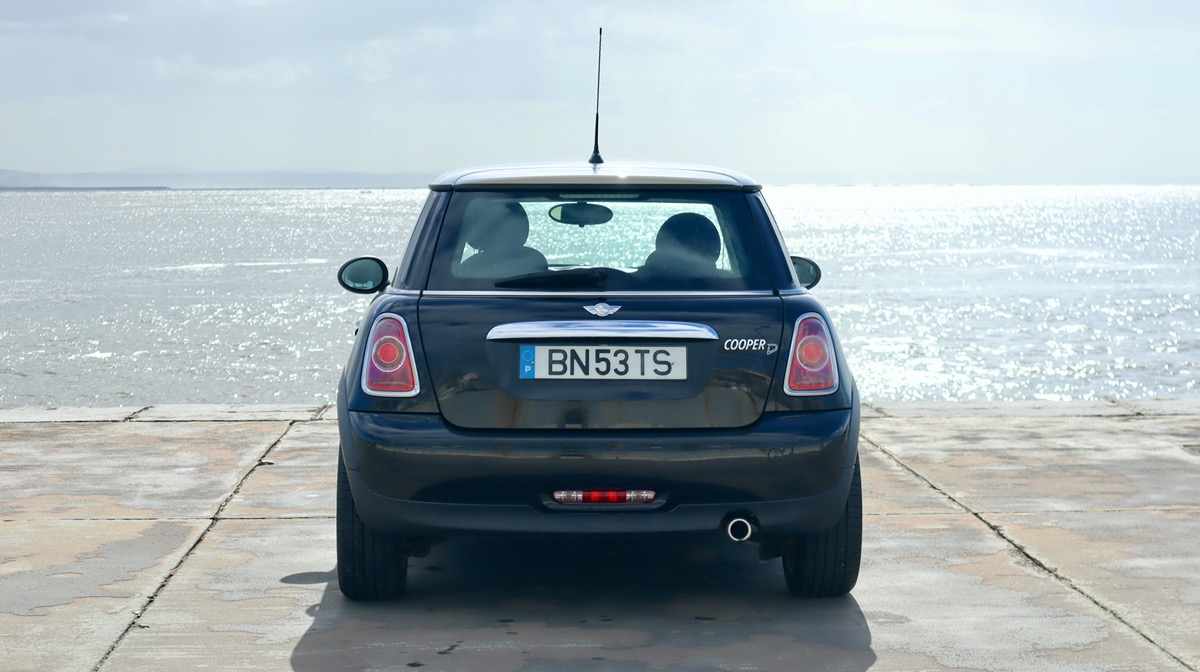 mini-cooper-d-1-6-d-2012-diesel-1600cc