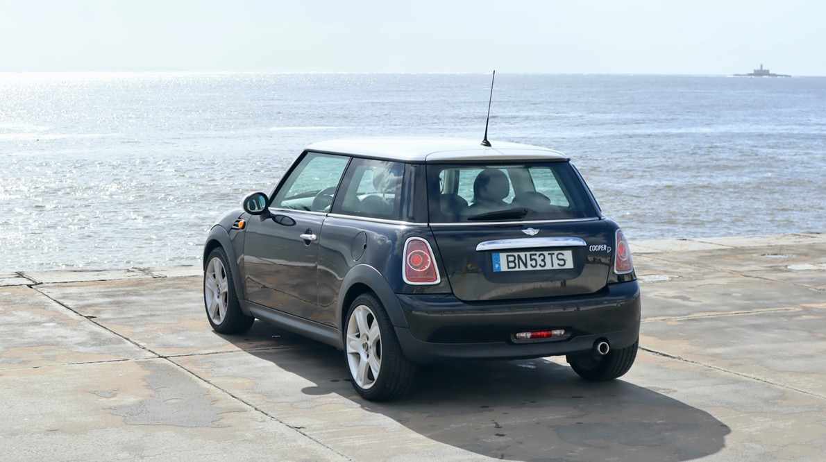 mini-cooper-d-1-6-d-2012-diesel-1600cc