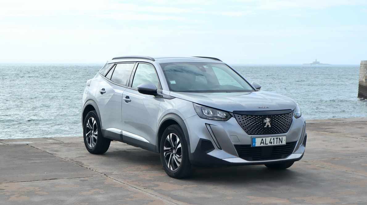 peugeot-2008-1-2-puretech-2021-gasolina-1199cc