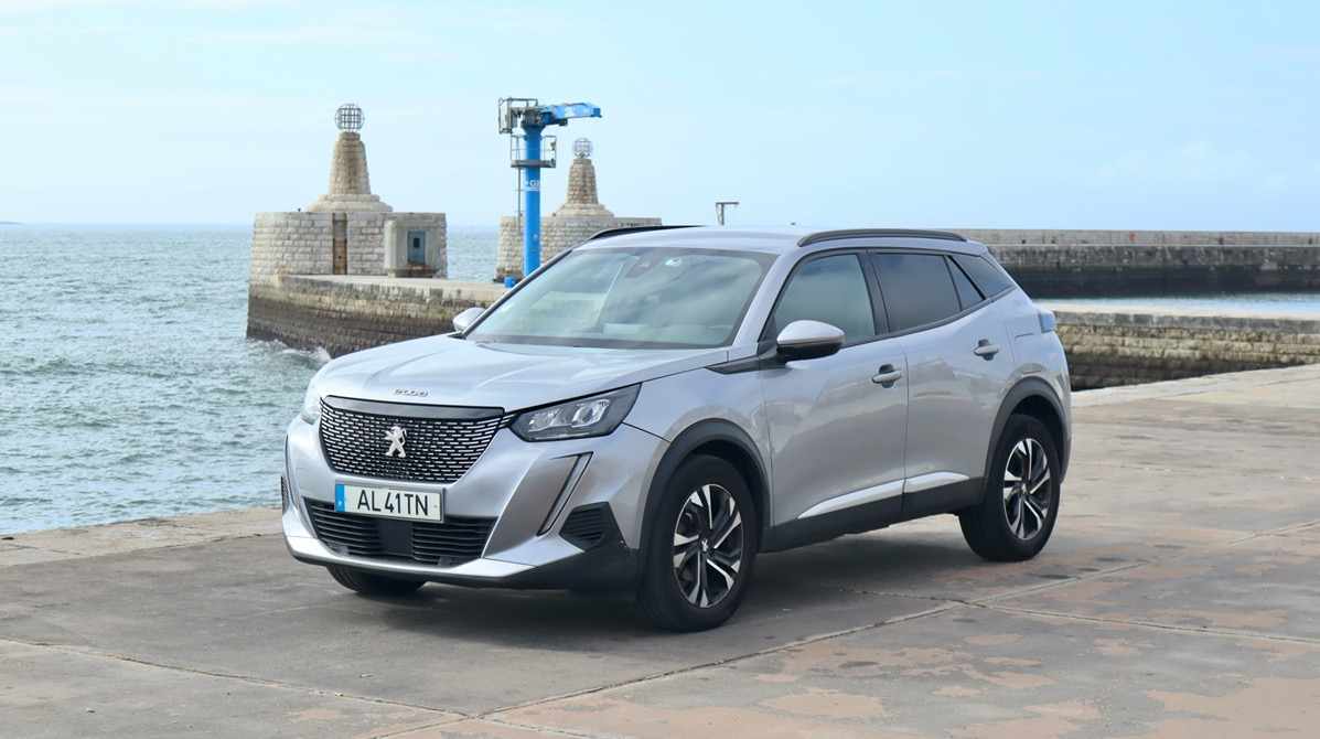peugeot-2008-1-2-puretech-2021-gasolina-1199cc