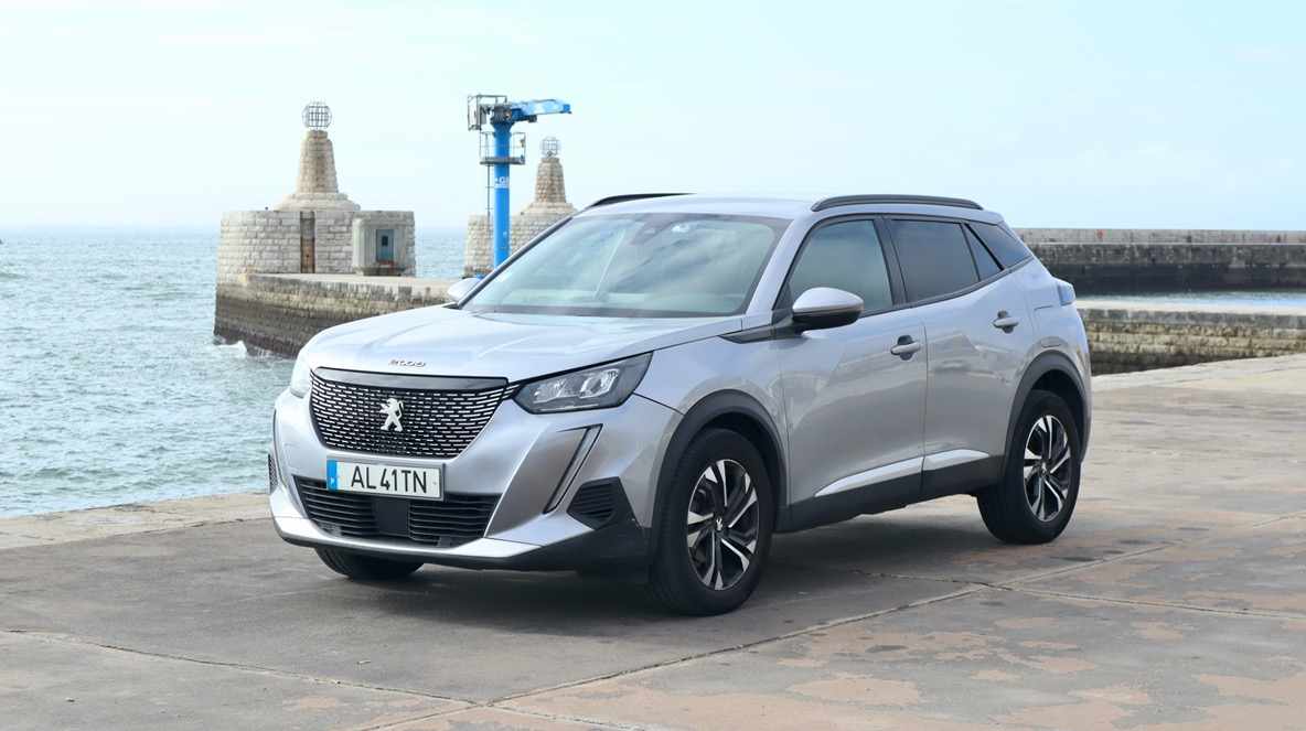 peugeot-2008-1-2-puretech-2021-gasolina-1199cc