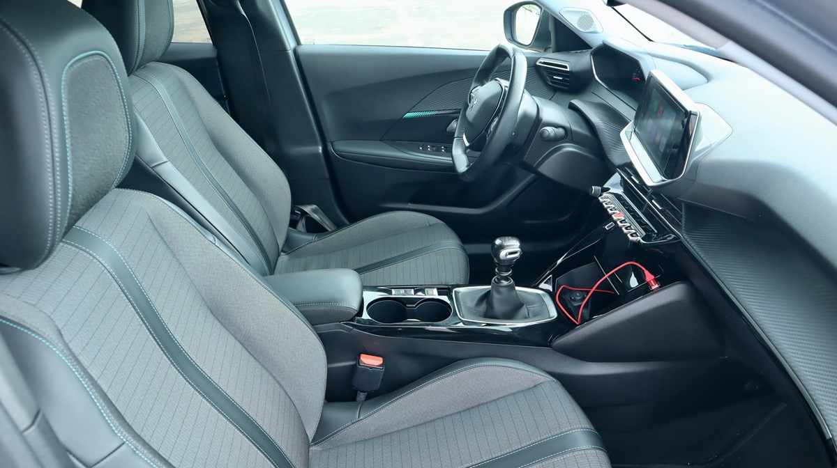 peugeot-2008-1-2-puretech-2021-gasolina-1199cc