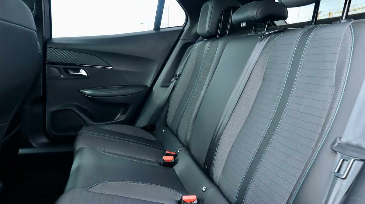 peugeot-2008-1-2-puretech-2021-gasolina-1199cc