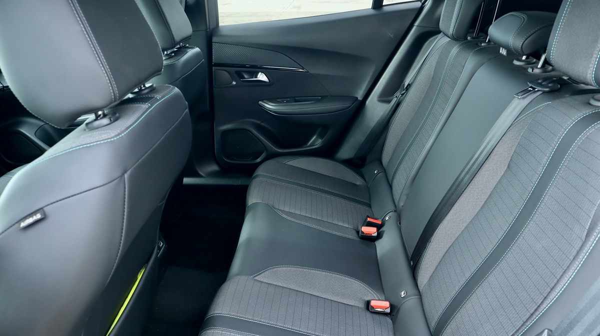 peugeot-2008-1-2-puretech-2021-gasolina-1199cc