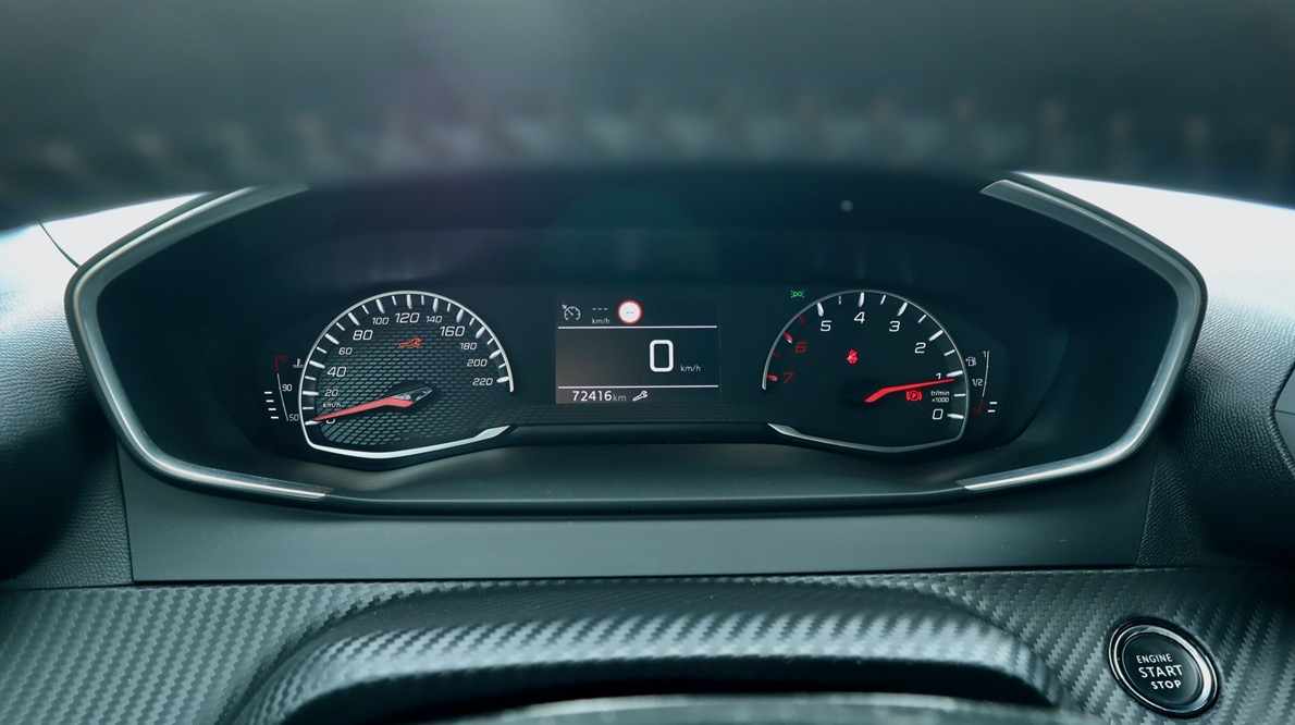 peugeot-2008-1-2-puretech-2021-gasolina-1199cc