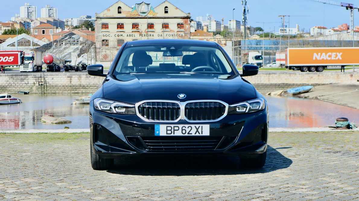 bmw-serie-3-330e-2024-gasolina-1998cc