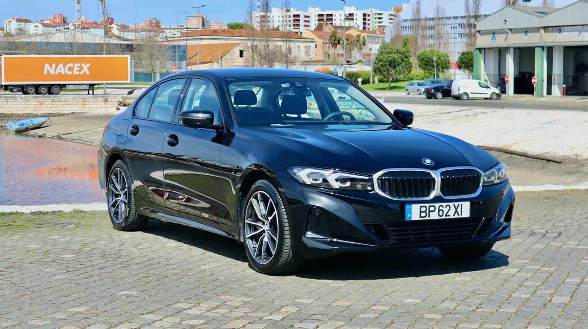 bmw-serie-3-330e-2024-gasolina-1998cc