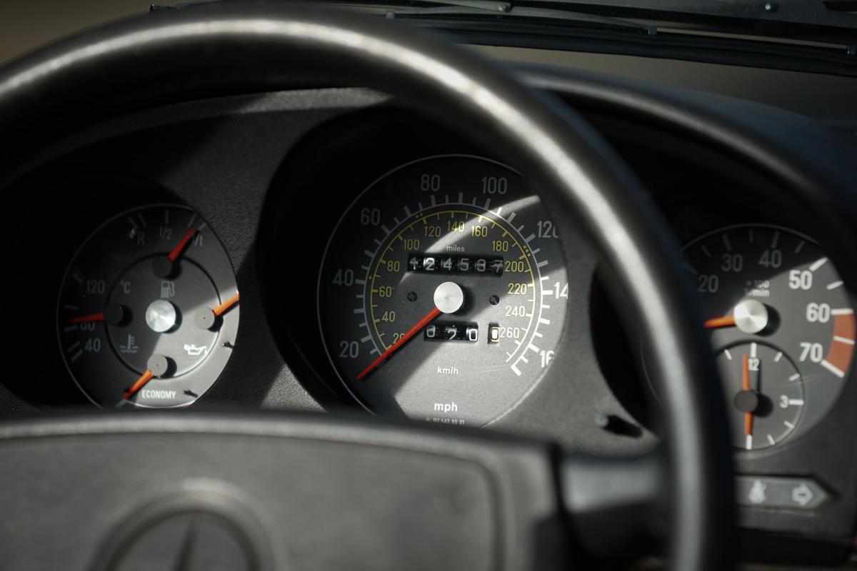 mercedes-benz-sl-1987-gasolina-5547cc
