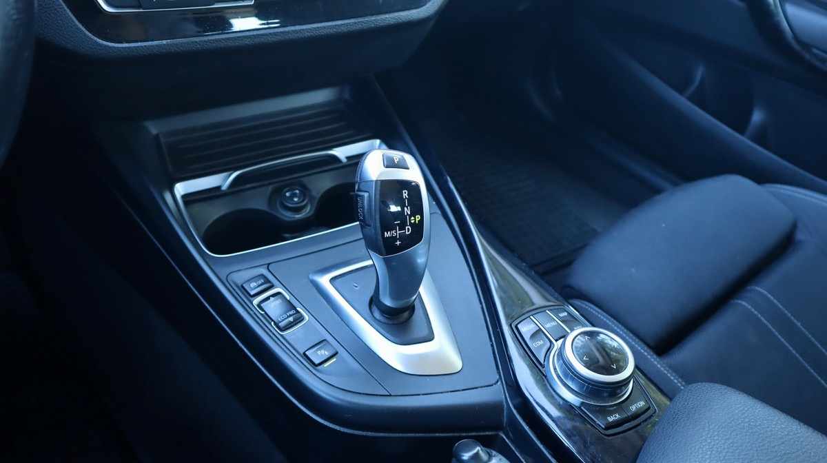 bmw-serie-1-116d-2018-diesel-1496cc