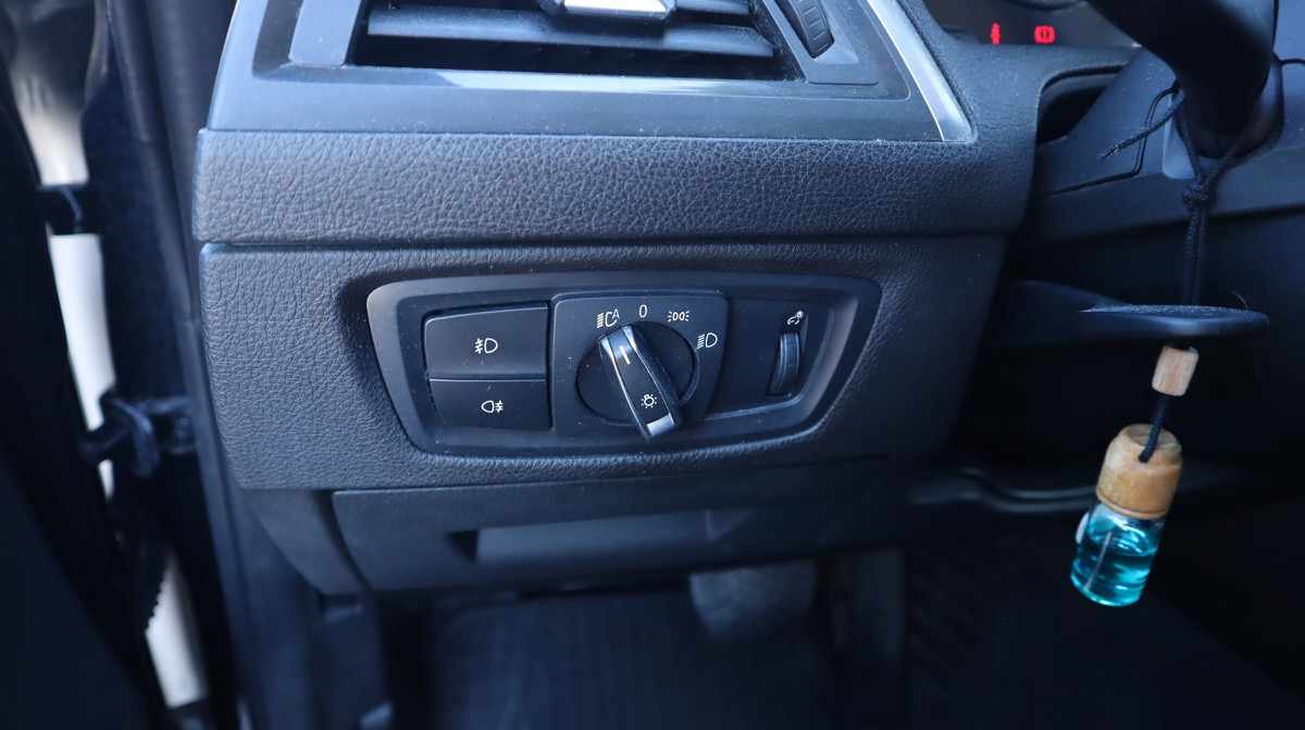 bmw-serie-1-116d-2018-diesel-1496cc