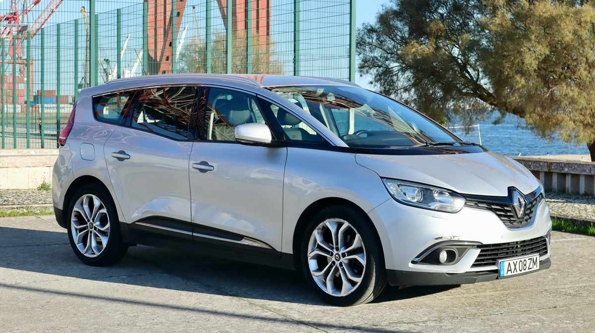 renault-scenic-1-7-blue-dci-2019-diesel-1749cc