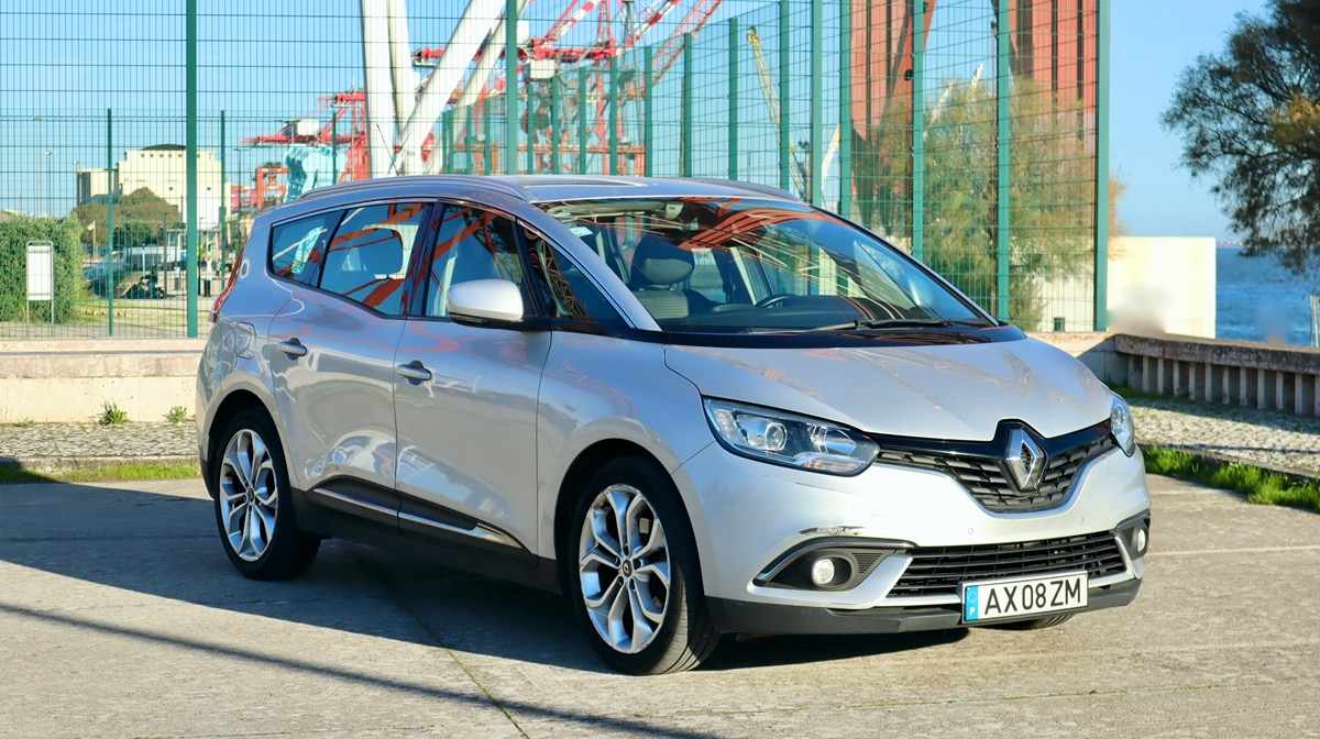 renault-scenic-1-7-blue-dci-2019-diesel-1749cc