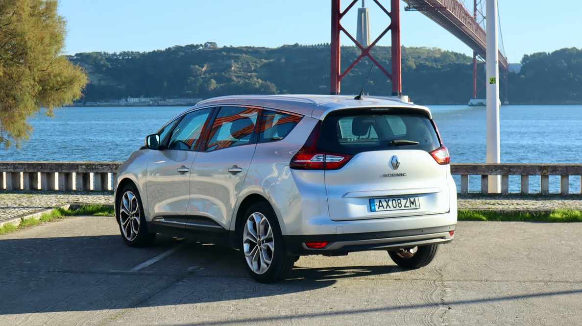 renault-scenic-1-7-blue-dci-2019-diesel-1749cc