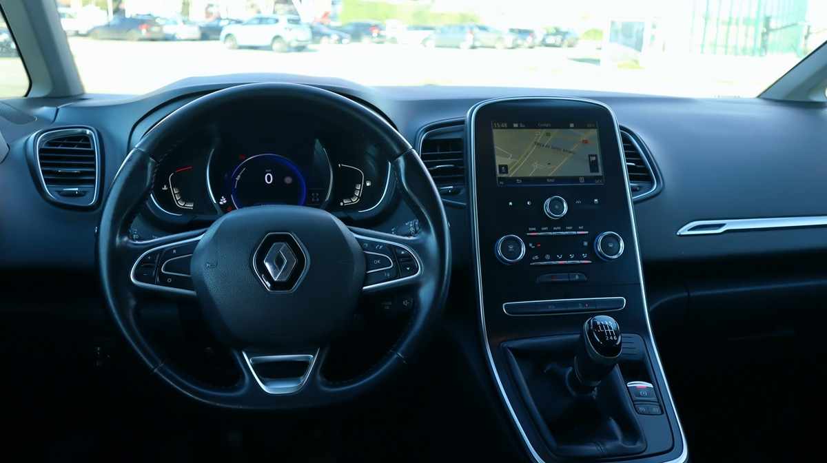 renault-scenic-1-7-blue-dci-2019-diesel-1749cc