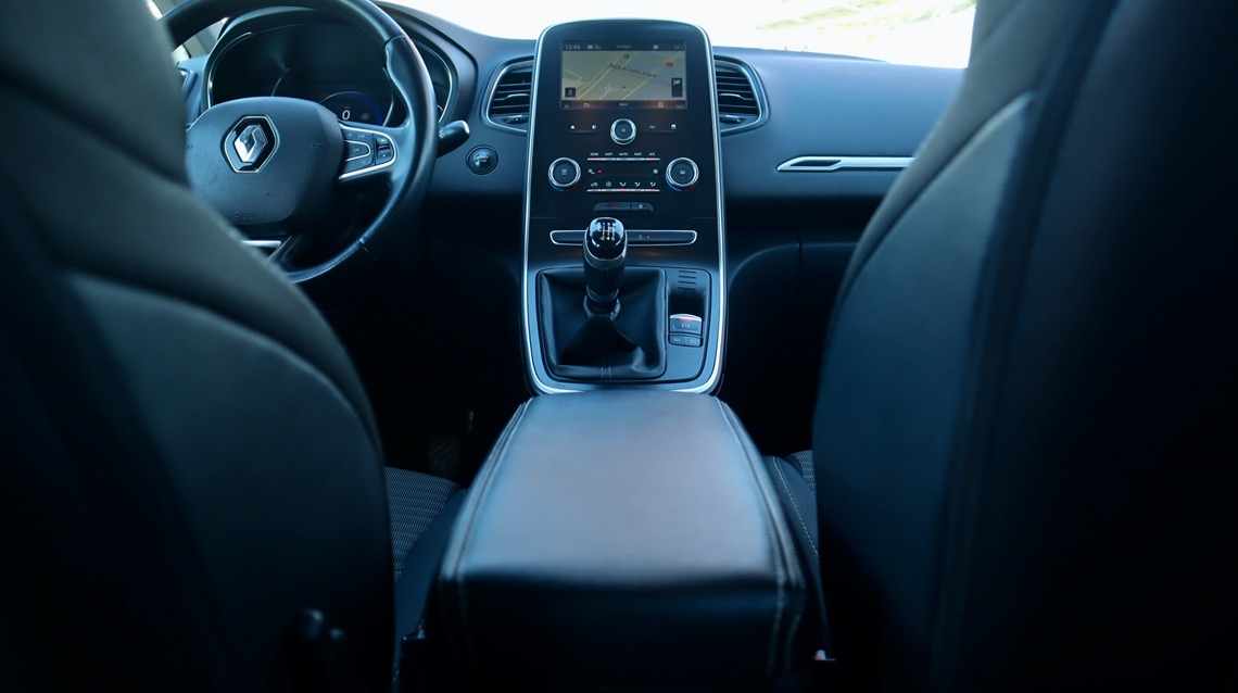 renault-scenic-1-7-blue-dci-2019-diesel-1749cc
